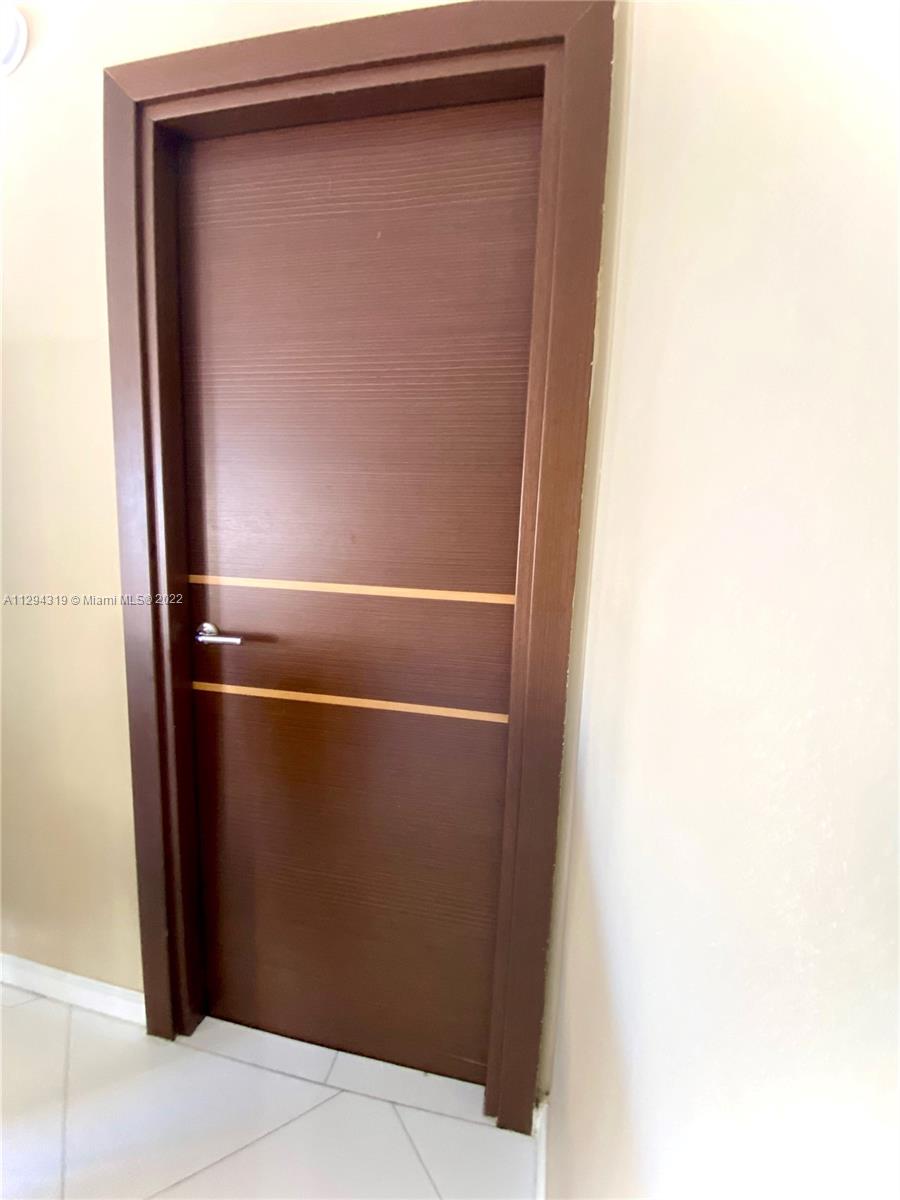 400 Diplomat Pkwy Unit: 414