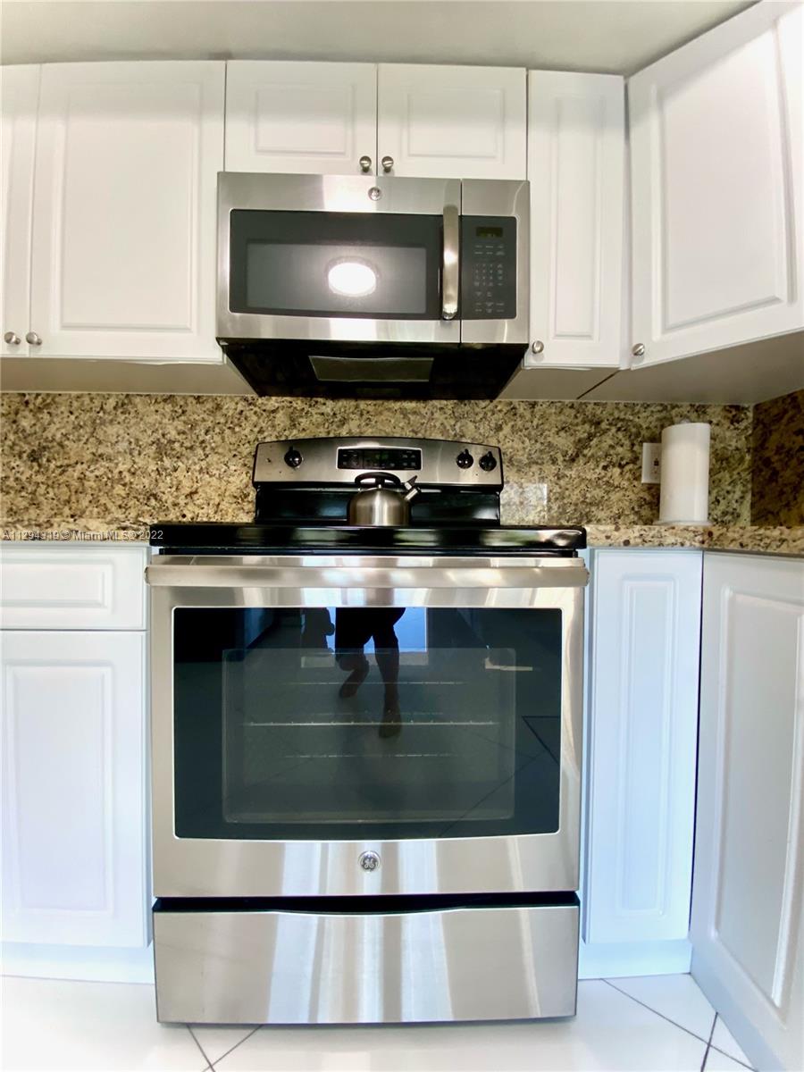 400 Diplomat Pkwy Unit: 414