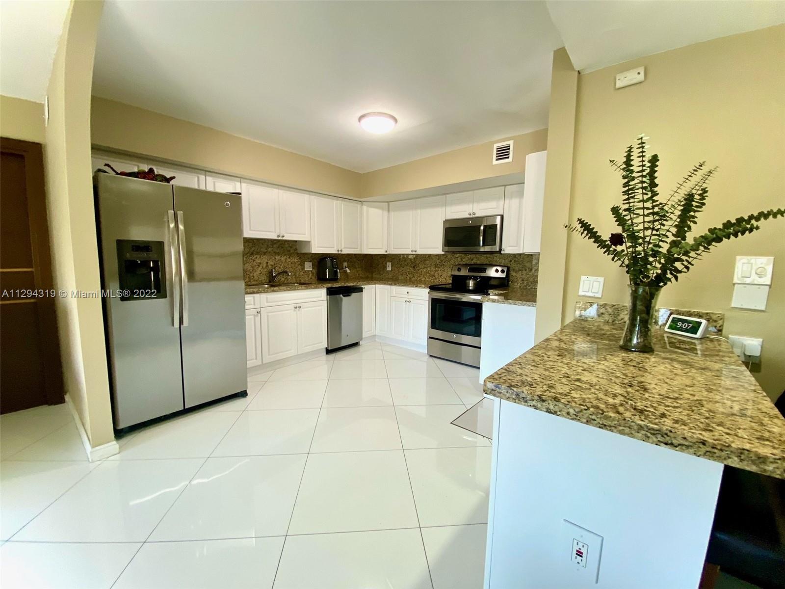 400 Diplomat Pkwy Unit: 414