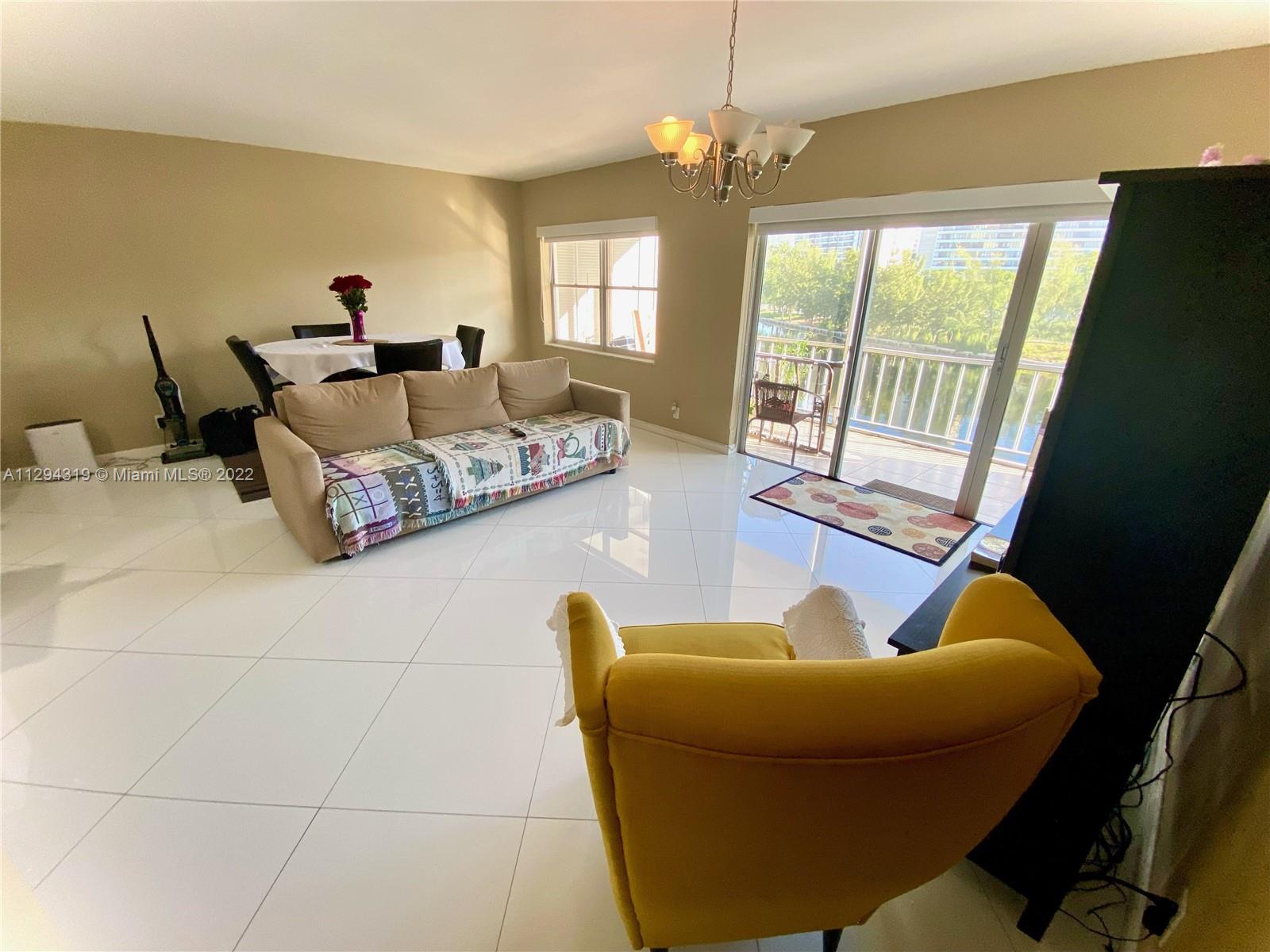 400 Diplomat Pkwy Unit: 414