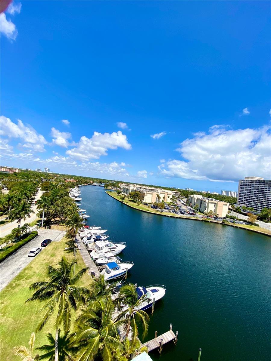 400 Diplomat Pkwy Unit: 414