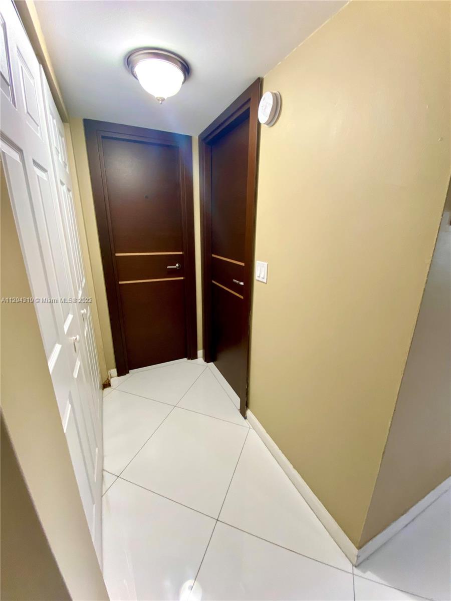400 Diplomat Pkwy Unit: 414