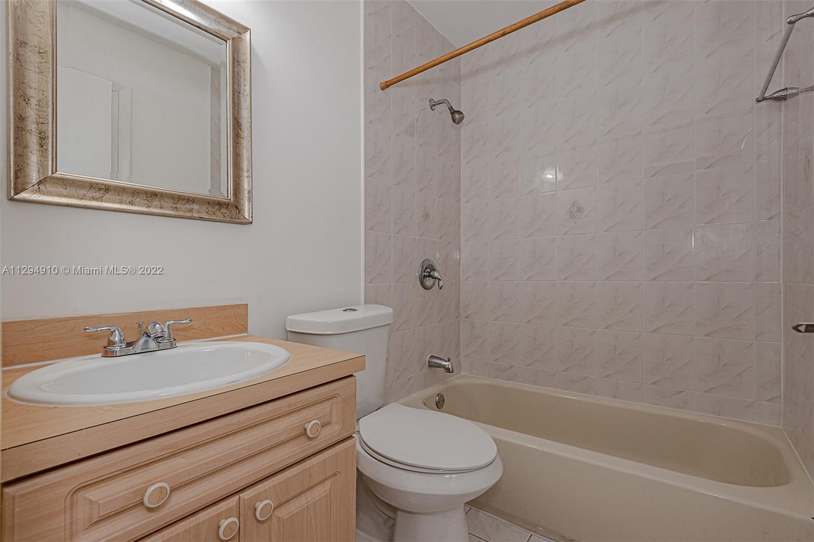 550 SW 115th Ave Unit: 203G