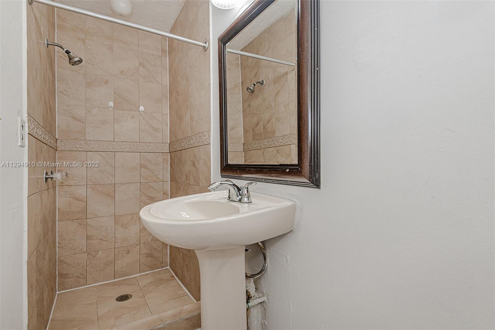 550 SW 115th Ave Unit: 203G