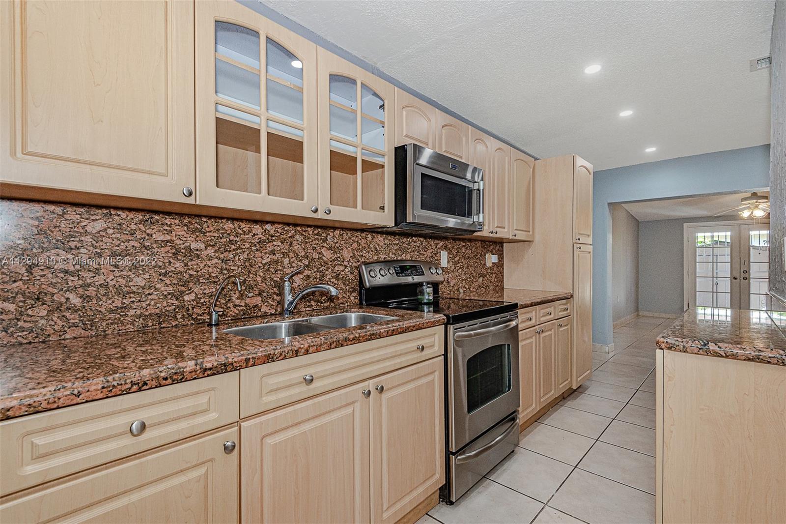 550 SW 115th Ave Unit: 203G