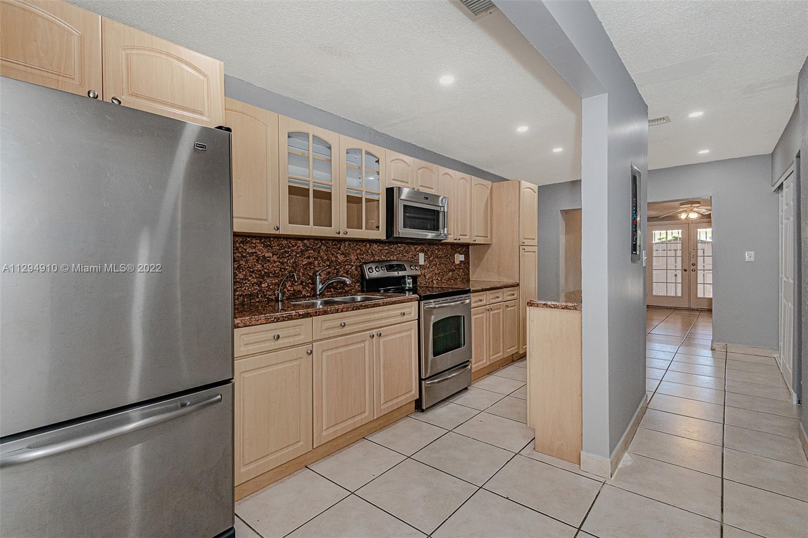 550 SW 115th Ave Unit: 203G