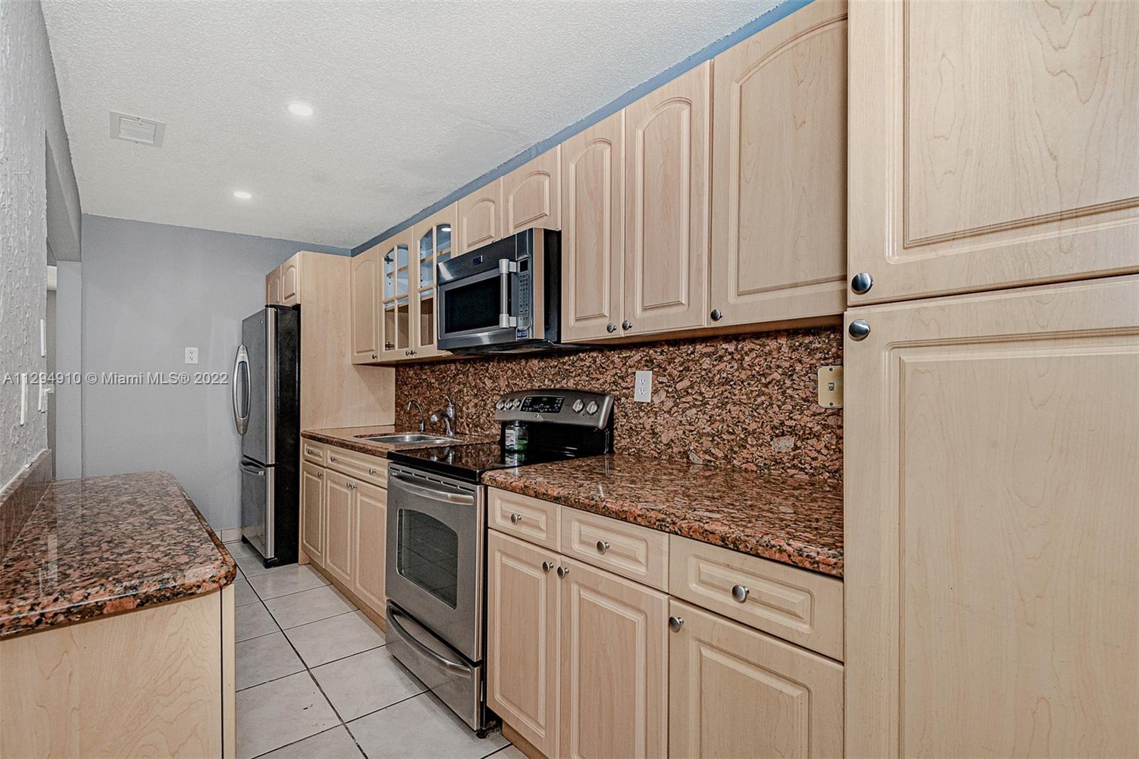 550 SW 115th Ave Unit: 203G