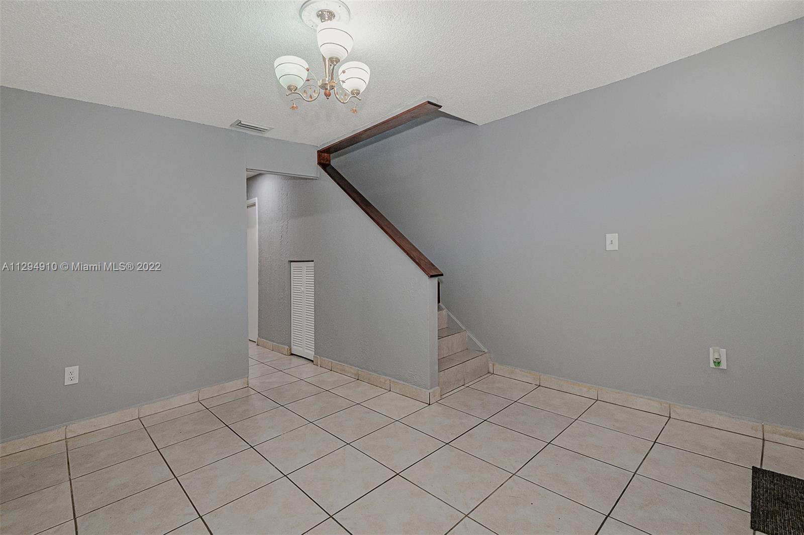 550 SW 115th Ave Unit: 203G