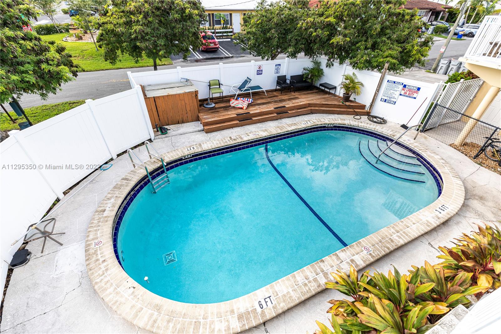 391 SE 19th Ave Unit: 10