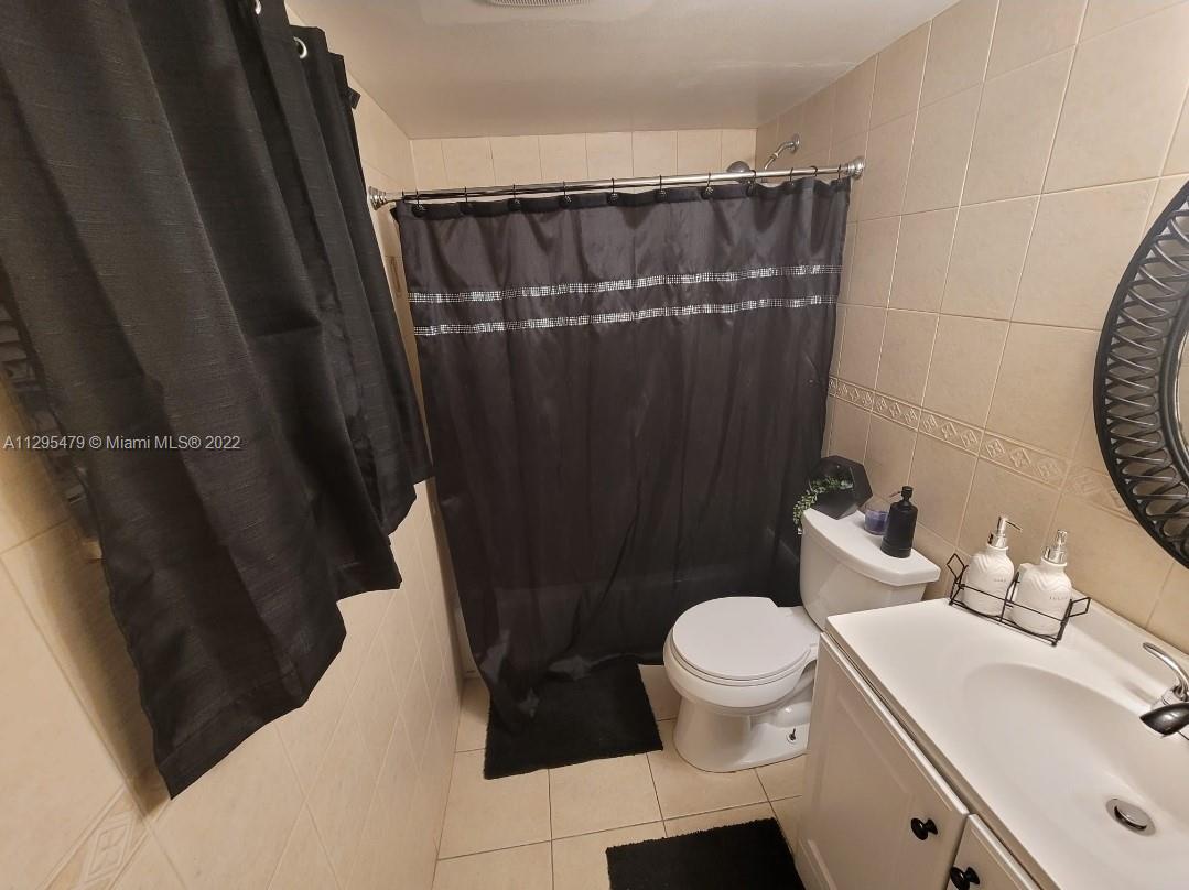 3777 NW 78th Ave Unit: 14D