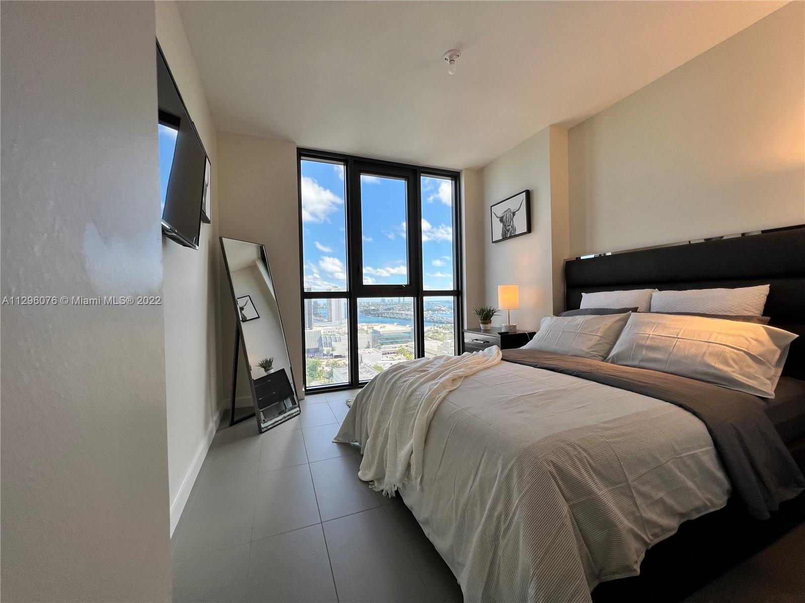 1600 NE 1st Ave Unit: 2020