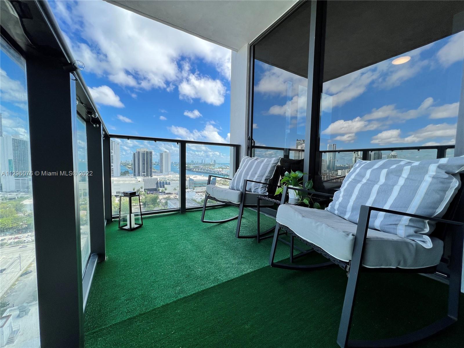 1600 NE 1st Ave Unit: 2020