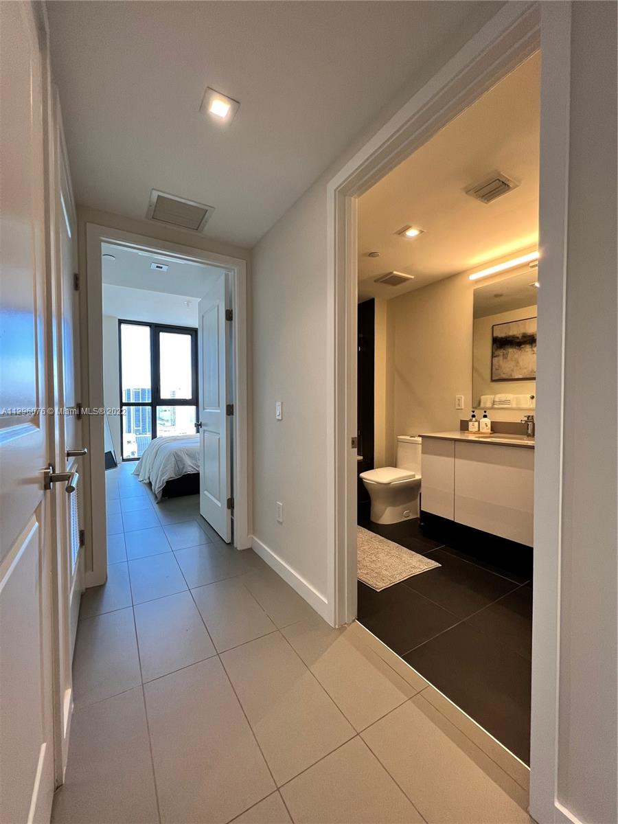 1600 NE 1st Ave Unit: 2020
