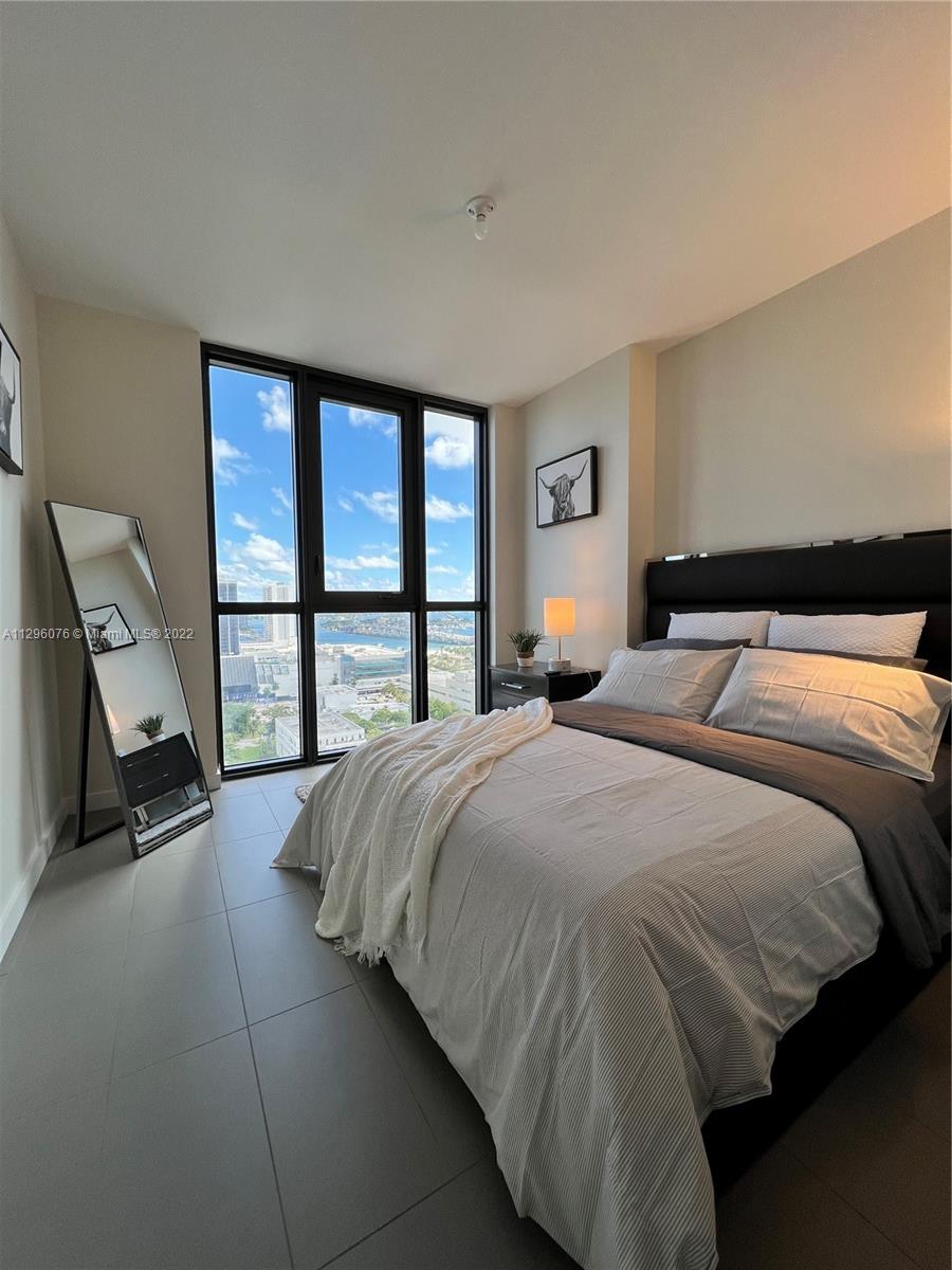 1600 NE 1st Ave Unit: 2020