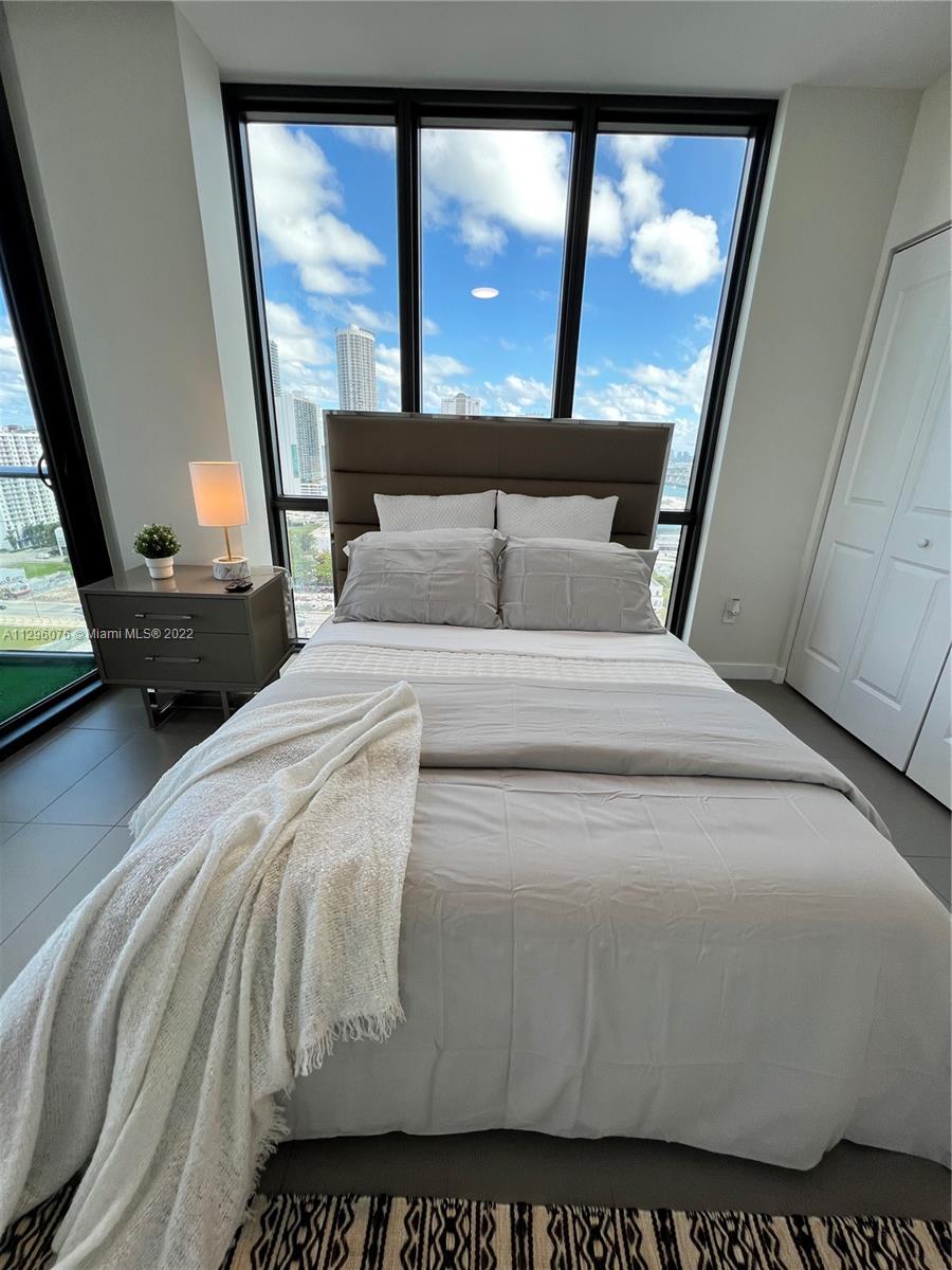 1600 NE 1st Ave Unit: 2020
