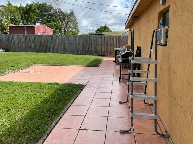5181 NW 4th Ter