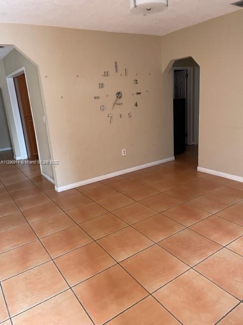 5181 NW 4th Ter