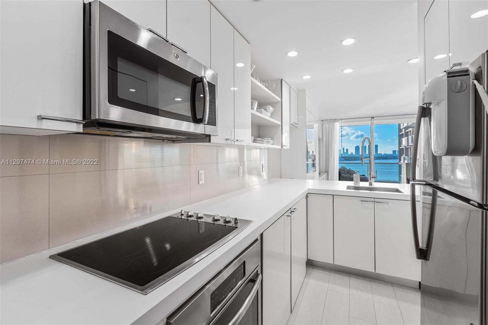 1200 West Ave Unit: 1202
