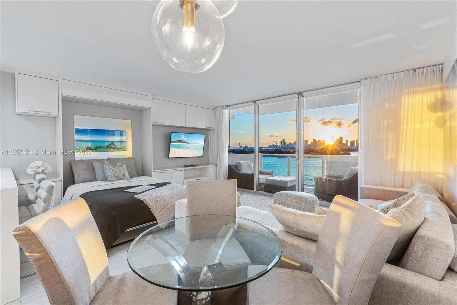 1200 West Ave Unit: 1202
