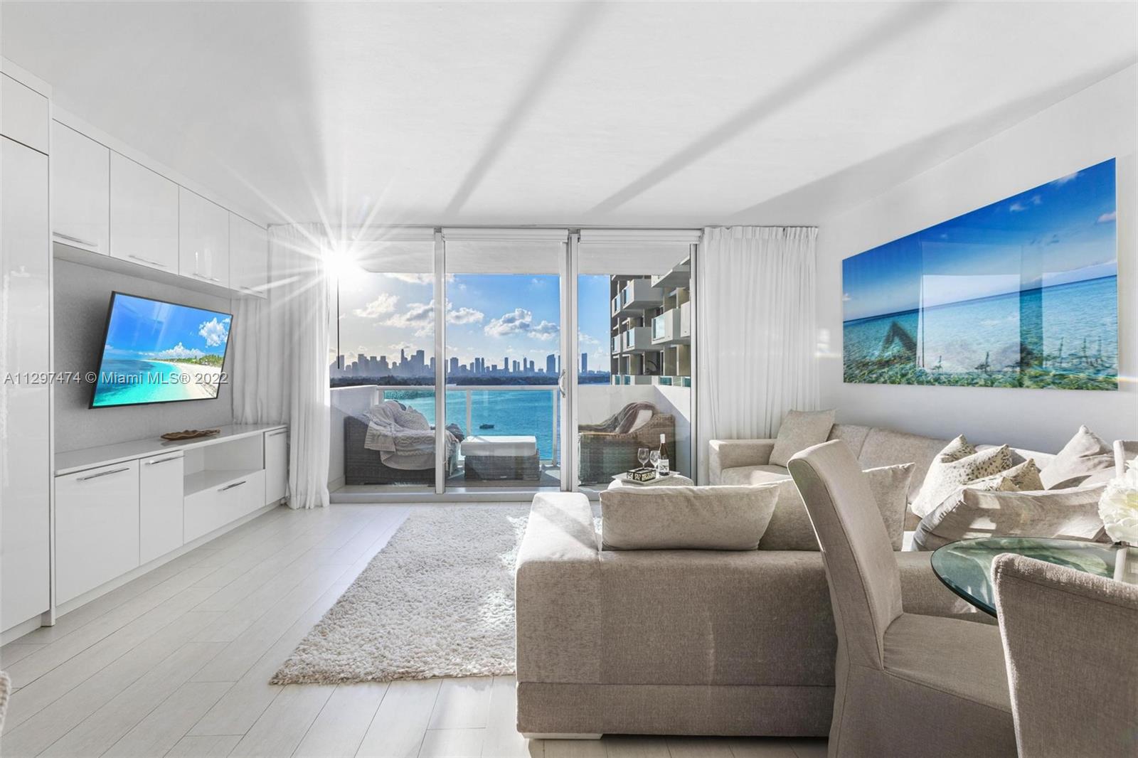 1200 West Ave Unit: 1202