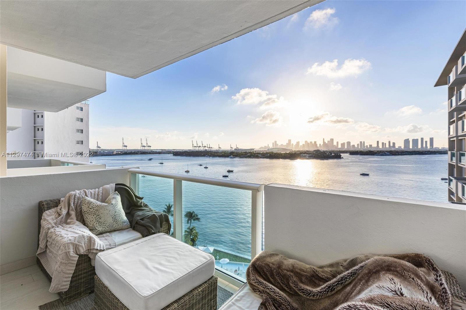 1200 West Ave Unit: 1202