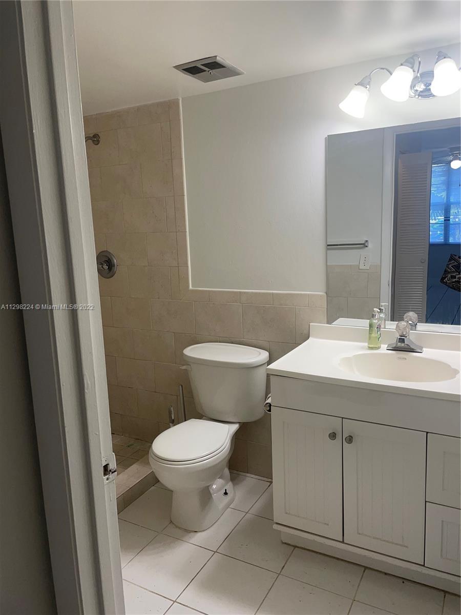 13020 SW 92nd Ave Unit: A104