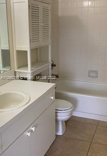 14935 SW 104th St Unit: 5-104