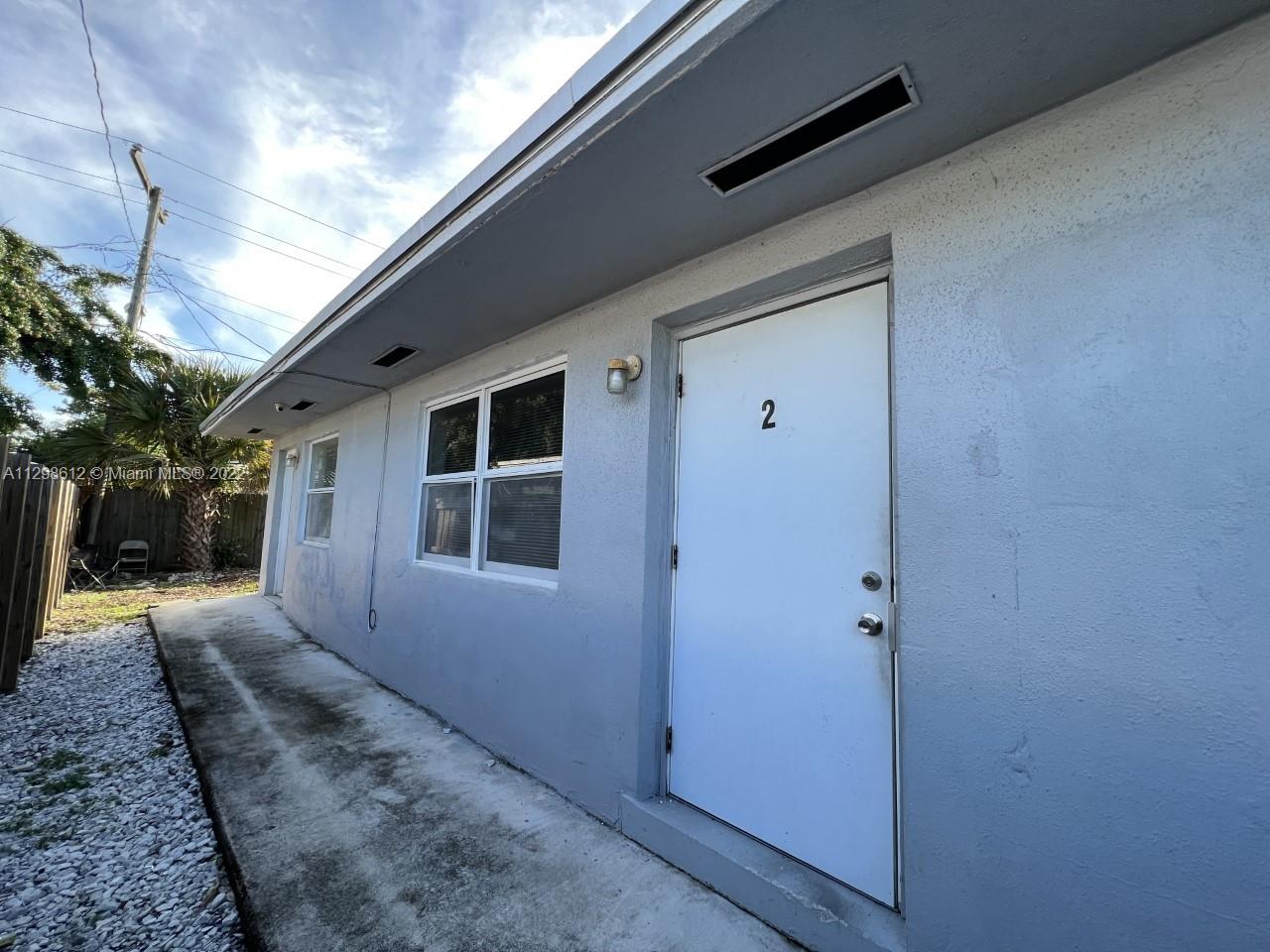 723 SW 5th St Unit: 2