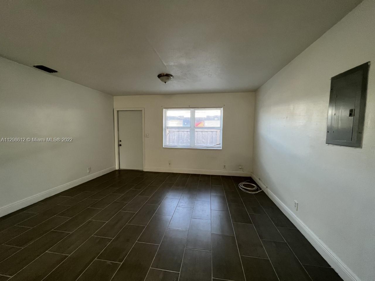 723 SW 5th St Unit: 2