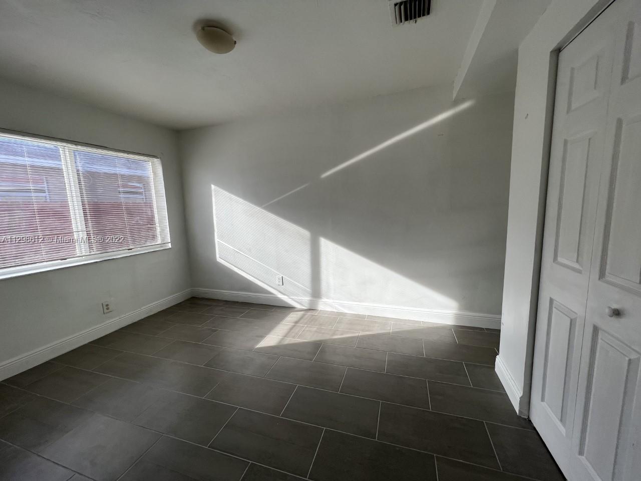 723 SW 5th St Unit: 2