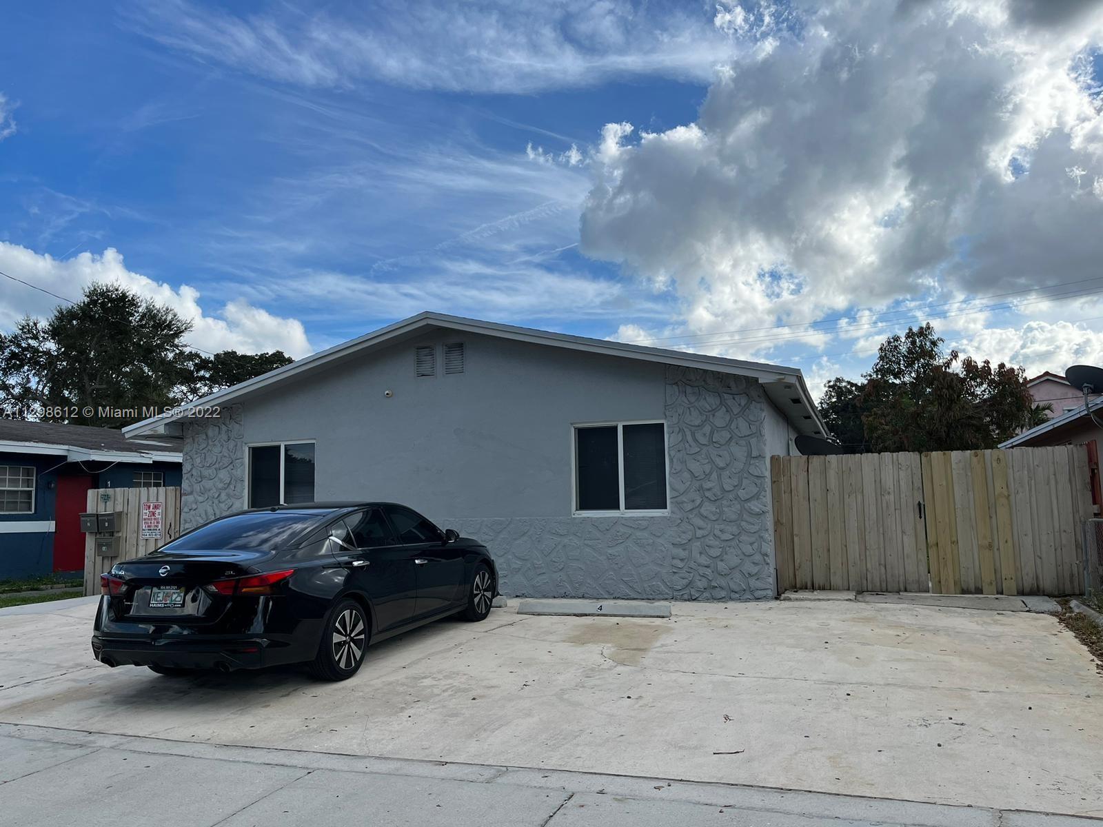 723 SW 5th St Unit: 2