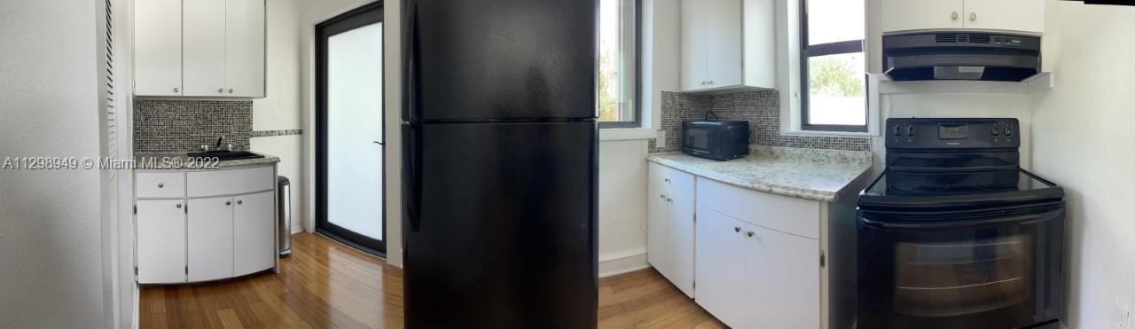 2152 SW 16th Ter Unit: REAR