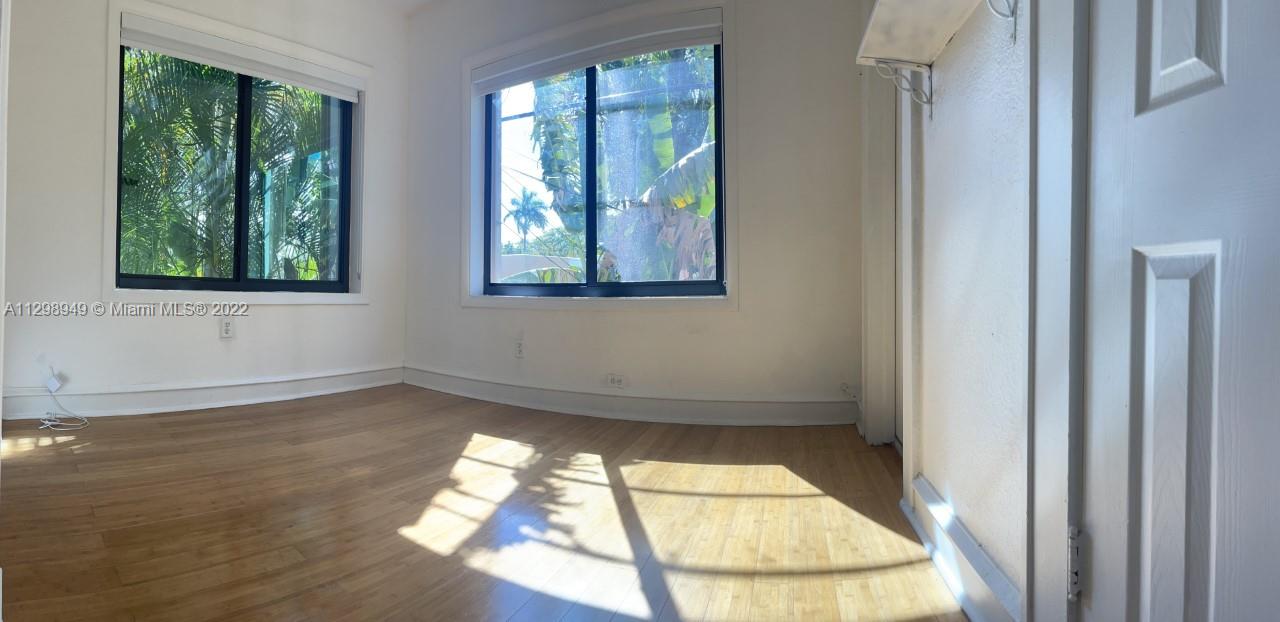 2152 SW 16th Ter Unit: REAR