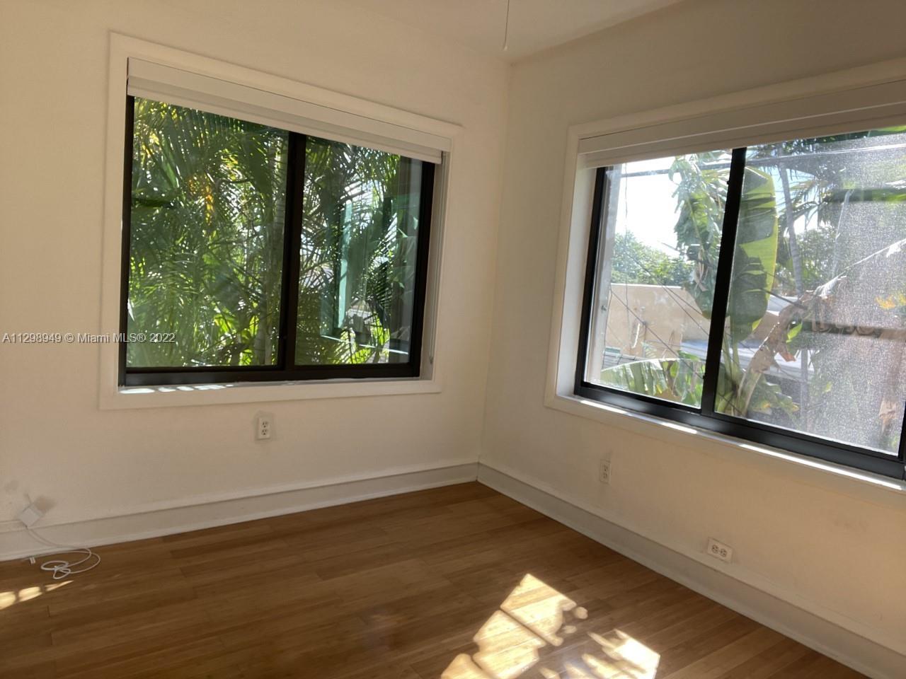 2152 SW 16th Ter Unit: REAR
