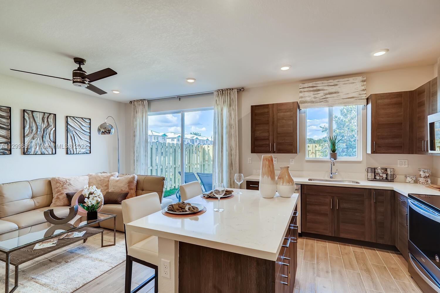 1050 SE 23rd Ave Unit: 1050