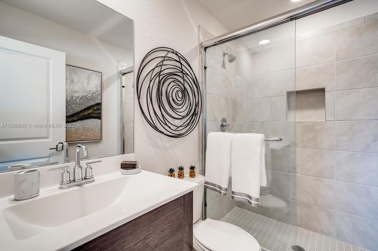 1050 SE 23rd Ave Unit: 1050