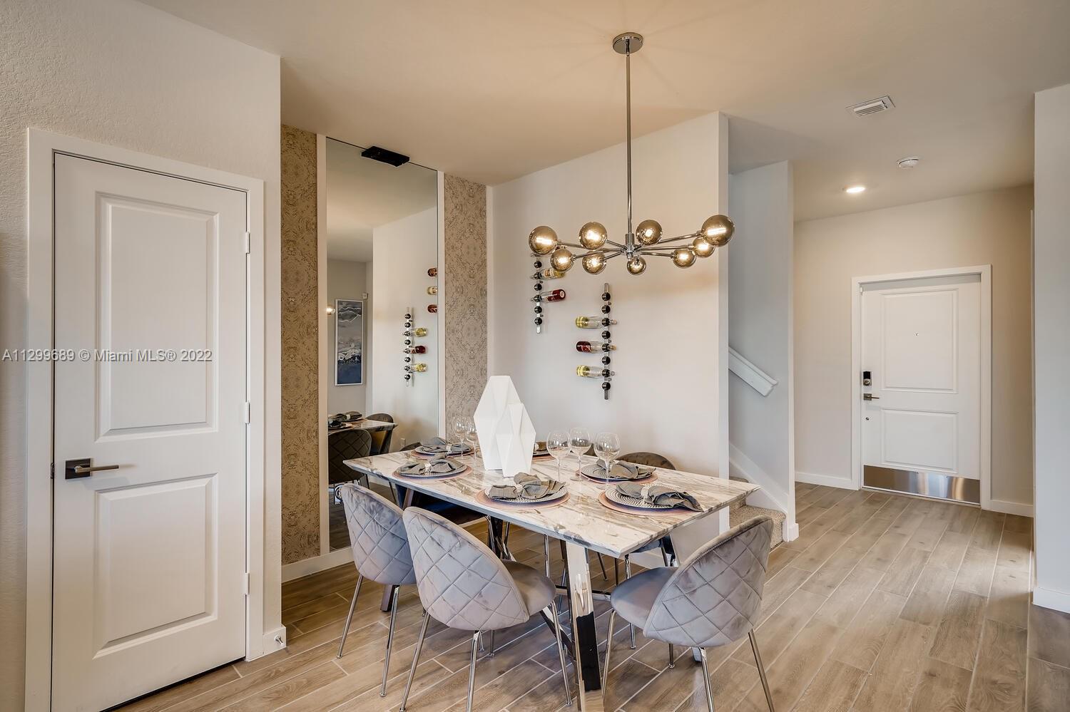 1050 SE 23rd Ave Unit: 1050