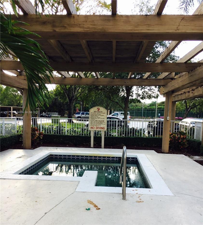 8311 SW 5th St Unit: 105