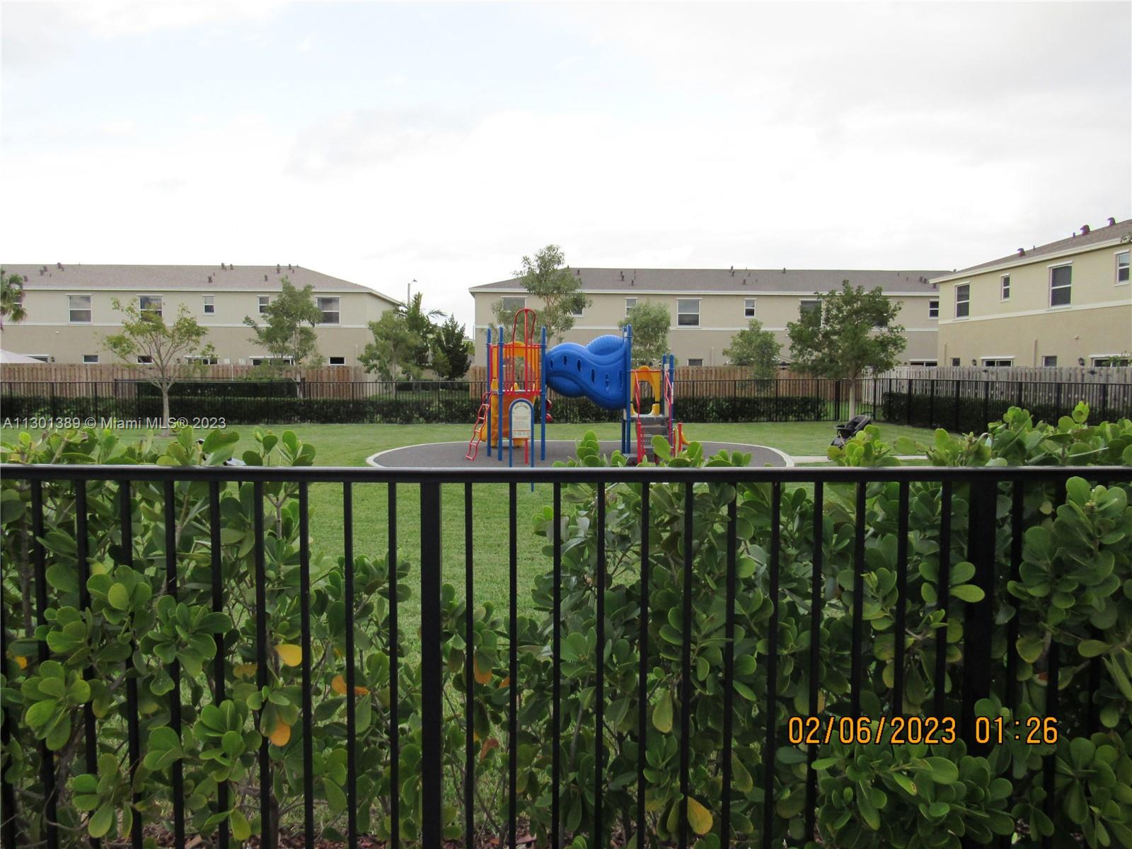444 NE 5th Way Unit: 444