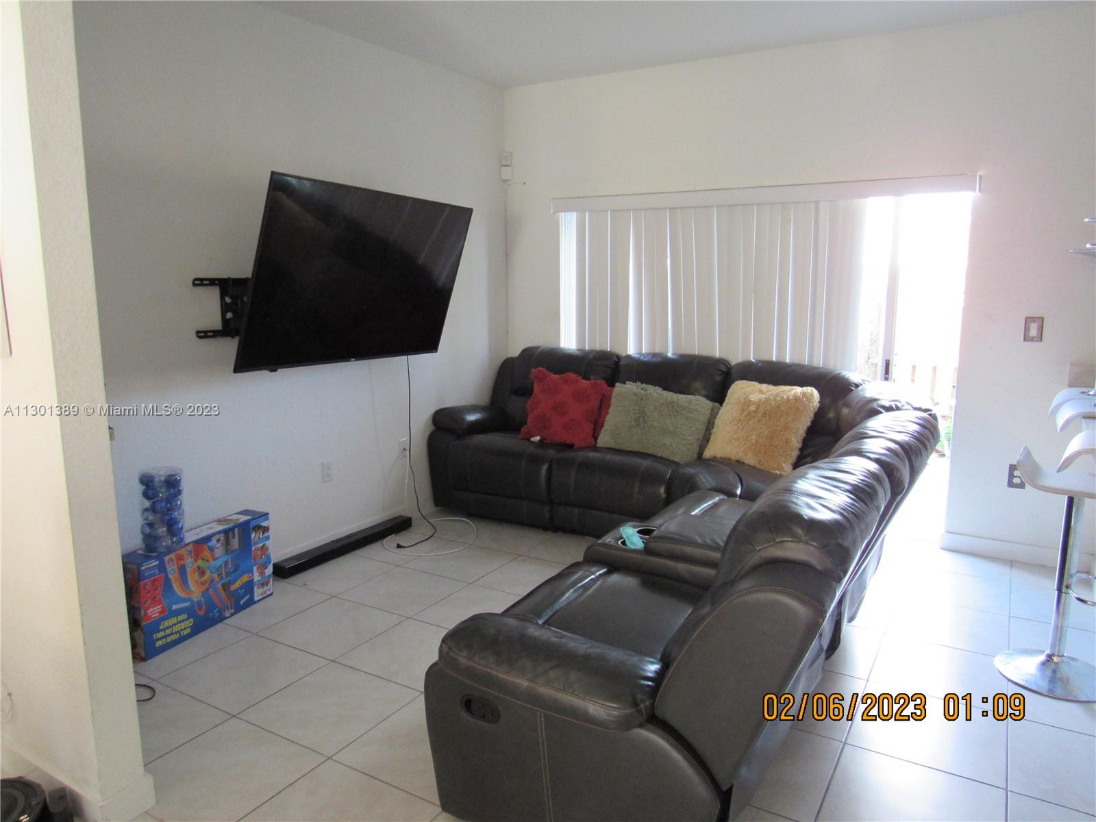 444 NE 5th Way Unit: 444
