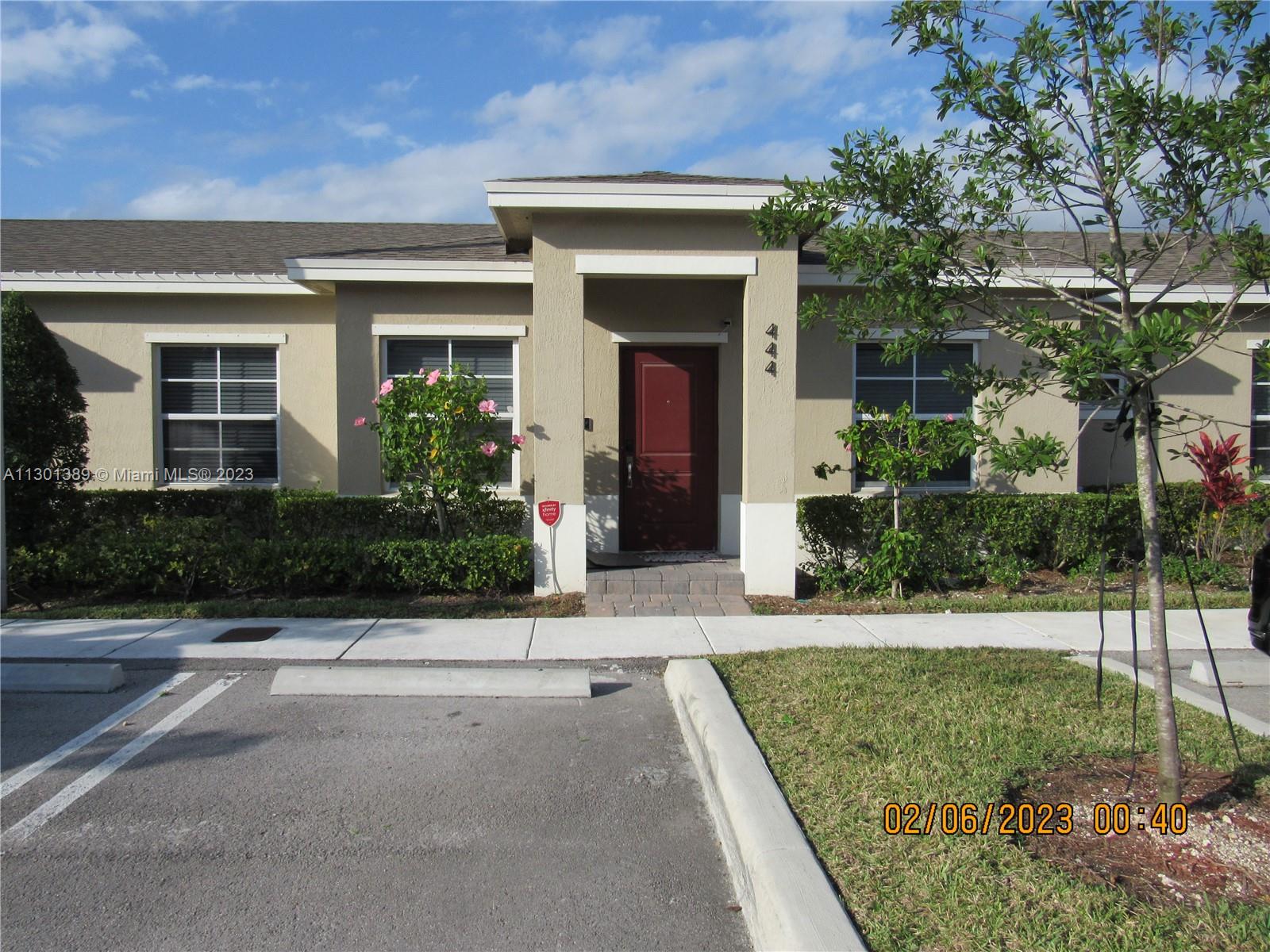 444 NE 5th Way Unit: 444