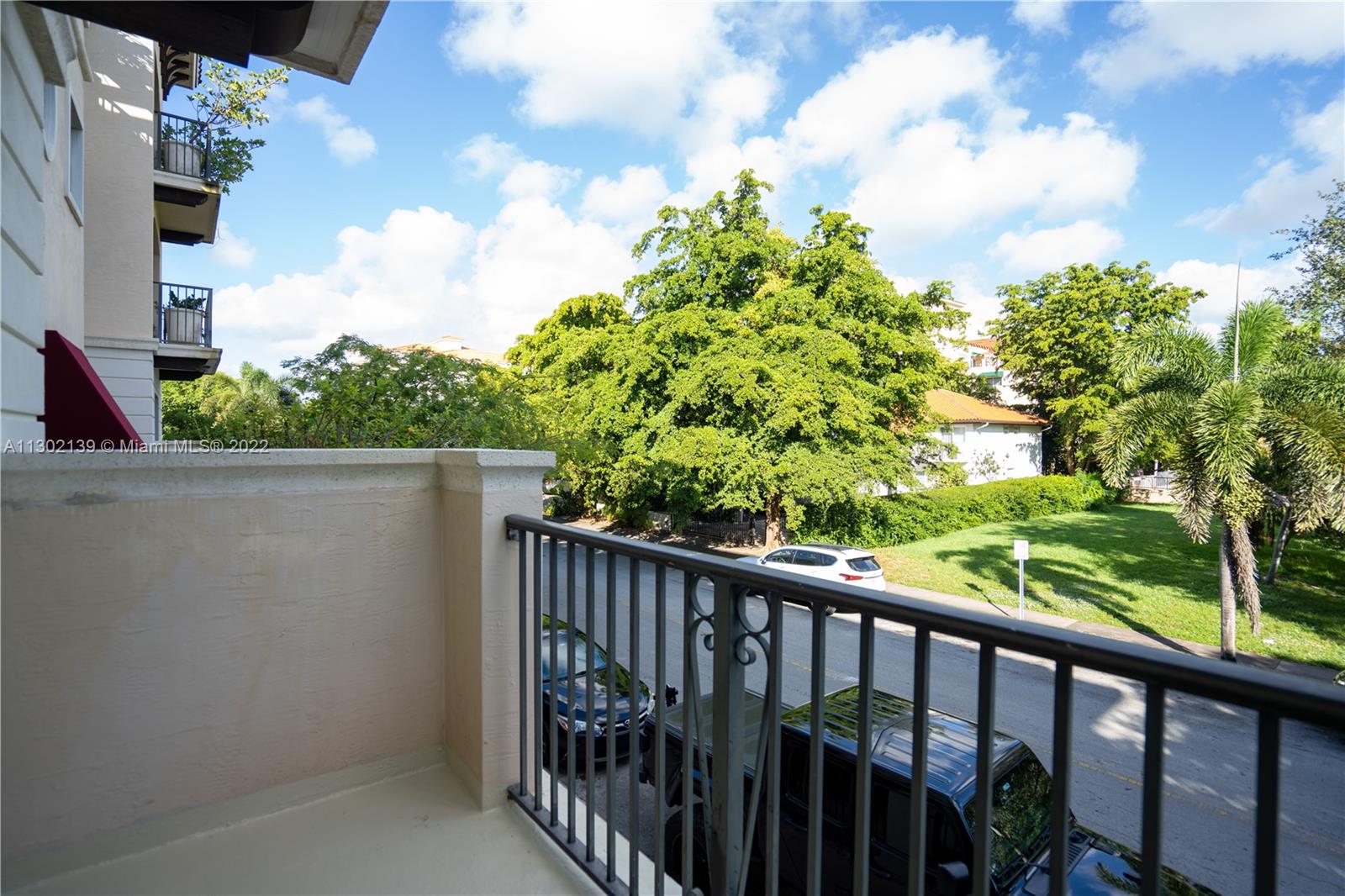 300 Majorca Ave Unit: TH-102