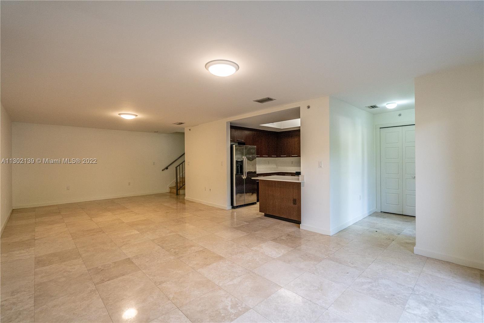 300 Majorca Ave Unit: TH-102