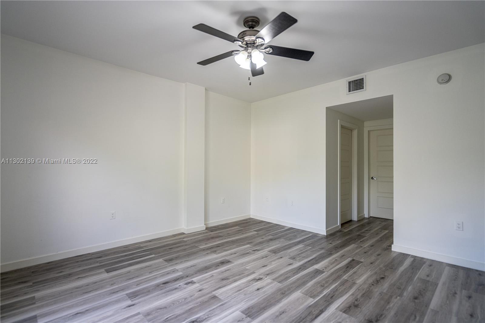 300 Majorca Ave Unit: TH-102