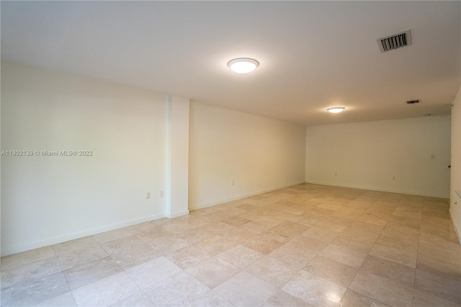 300 Majorca Ave Unit: TH-102