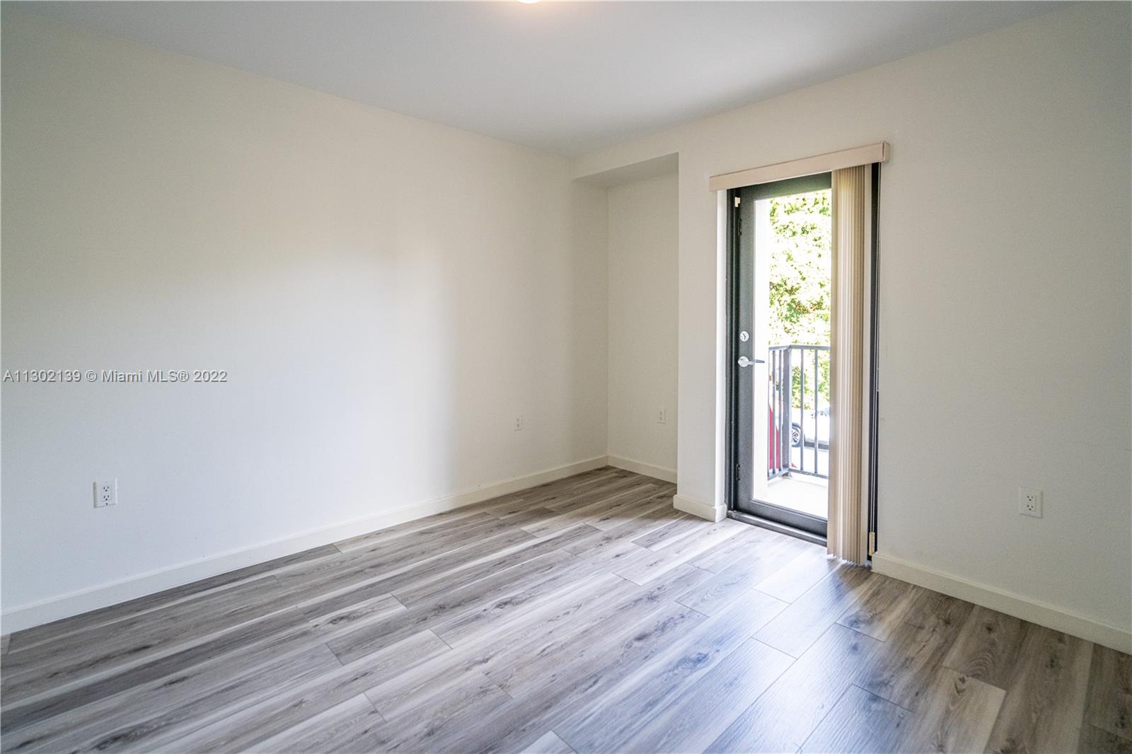 300 Majorca Ave Unit: TH-102