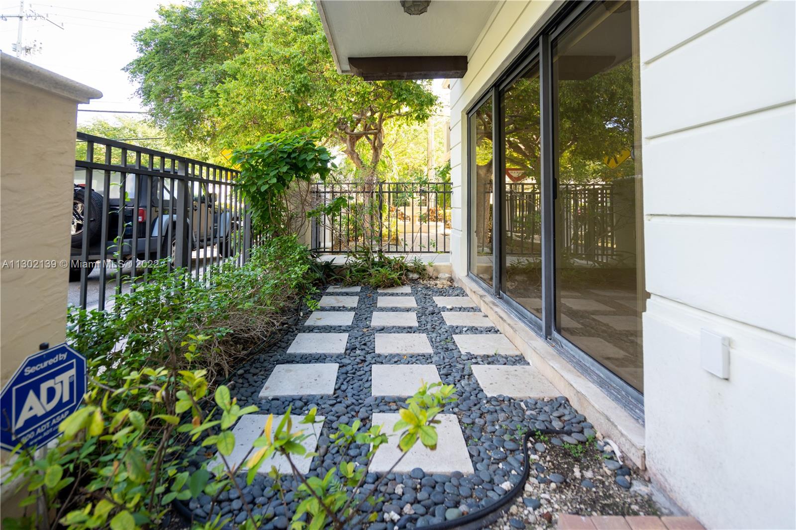 300 Majorca Ave Unit: TH-102
