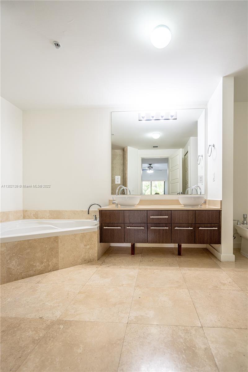 300 Majorca Ave Unit: TH-102
