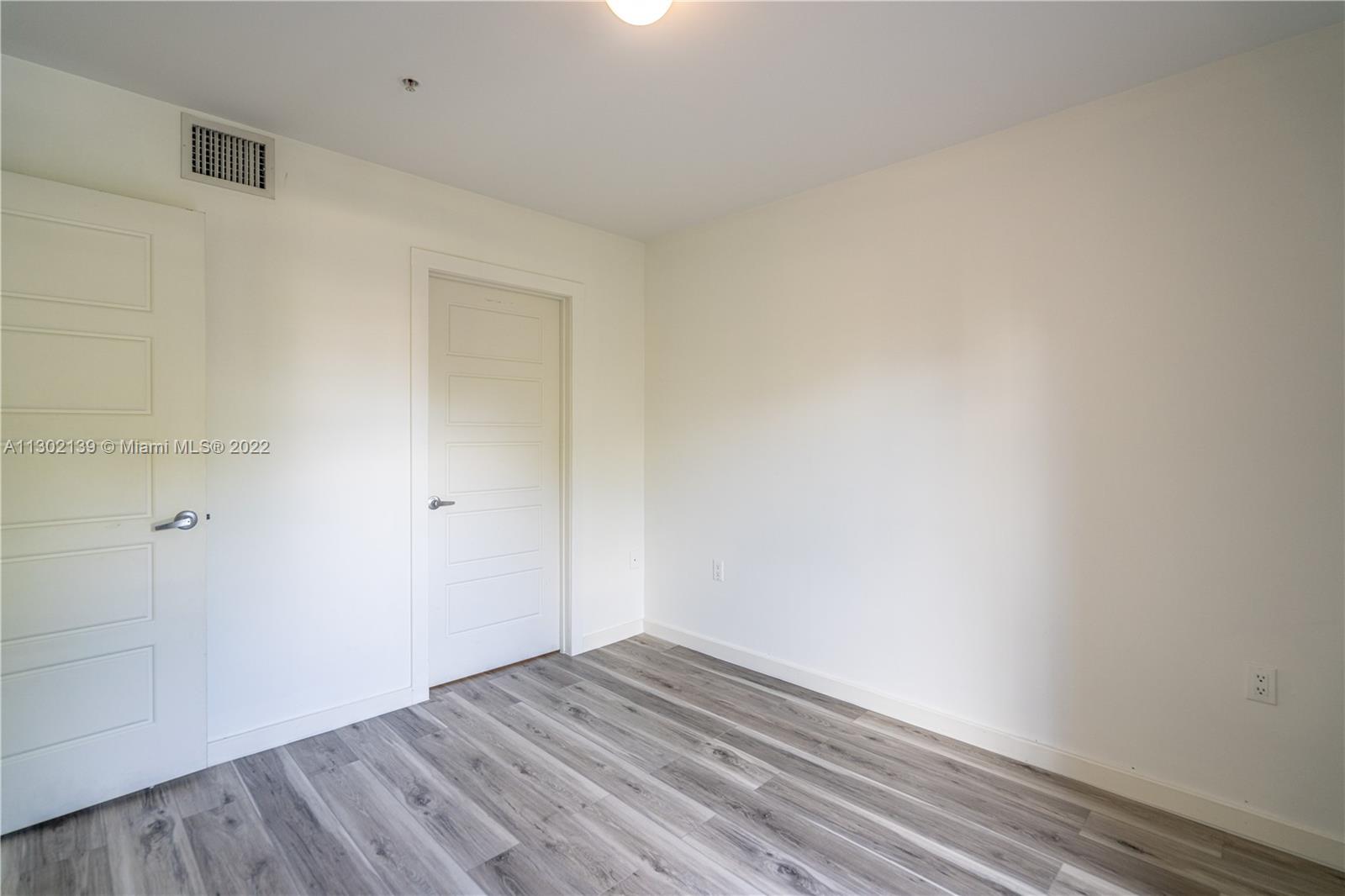300 Majorca Ave Unit: TH-102