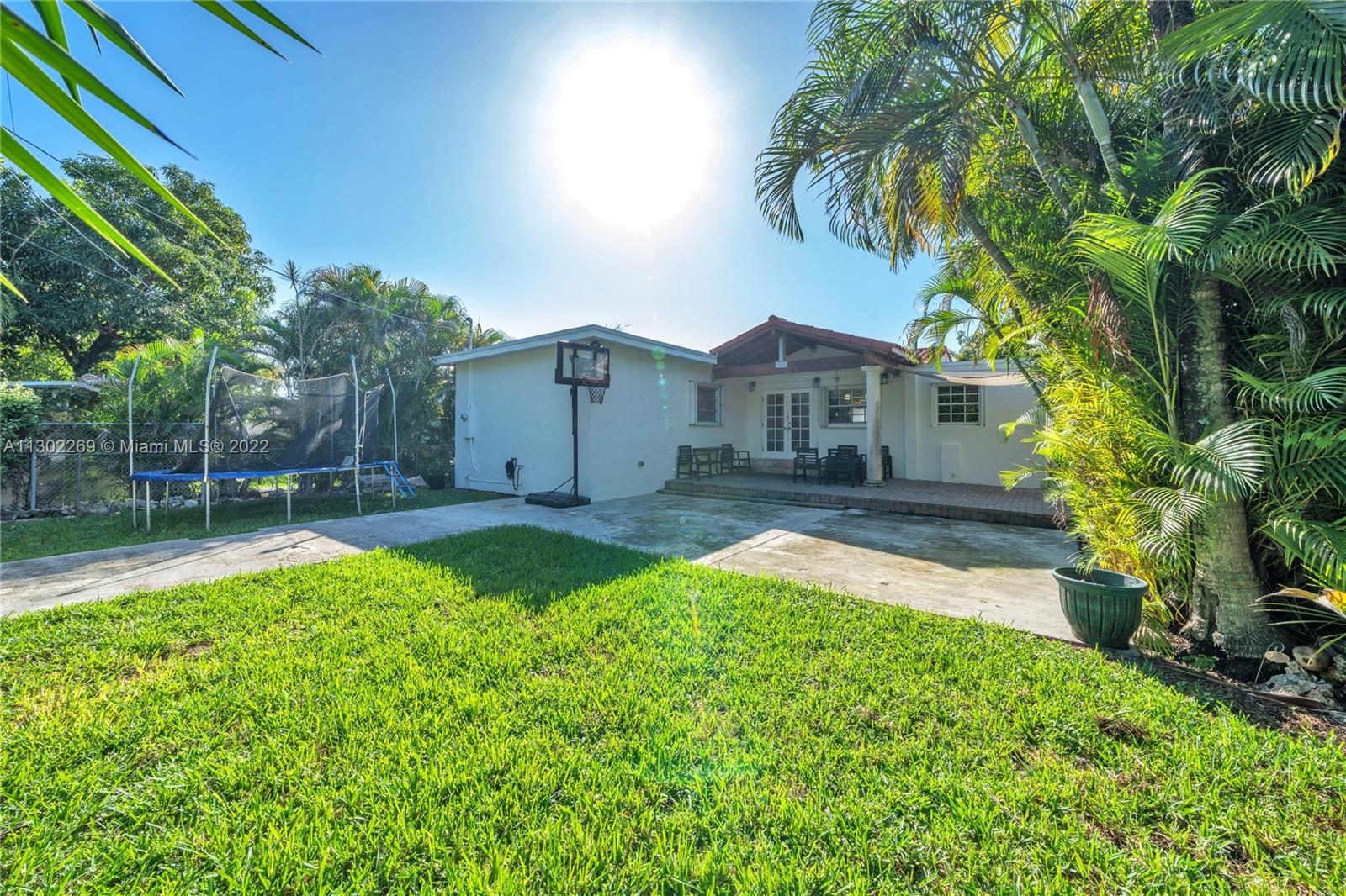 2753 SW 19th Ter